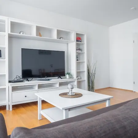 Park - #16, #18 & D - Moderne & Im Zentrum Apartamento *