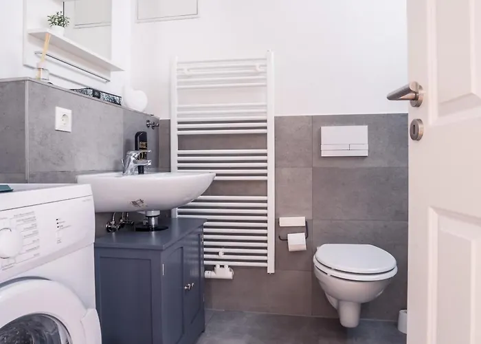 Апартаменты Park - #16, #18 & D - Moderne & Im Zentrum