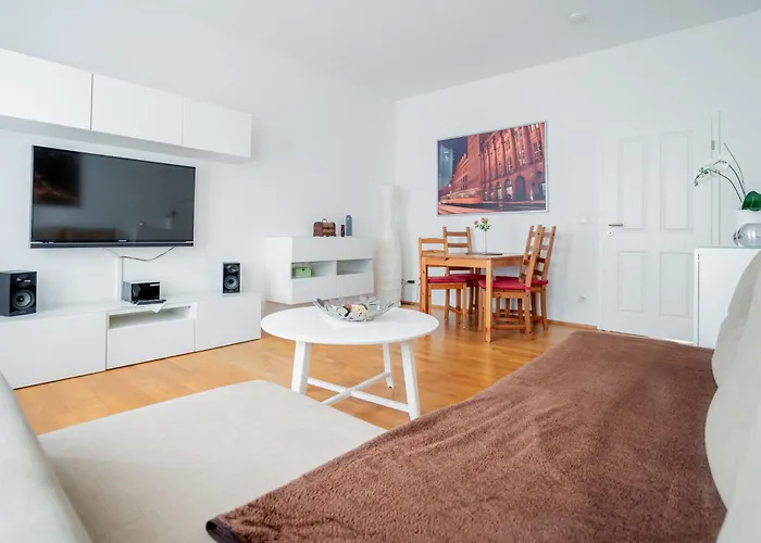 Park - #16, #18 & D - Moderne & Im Zentrum Апартаменты