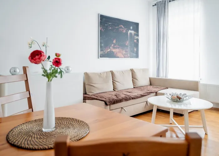 Апартаменты Park - #16, #18 & D - Moderne & Im Zentrum