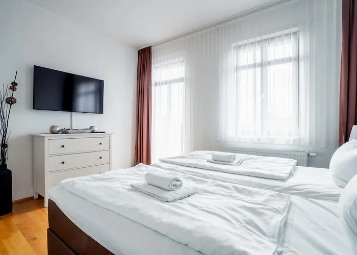 Апартаменты Park - #16, #18 & D - Moderne & Im Zentrum *