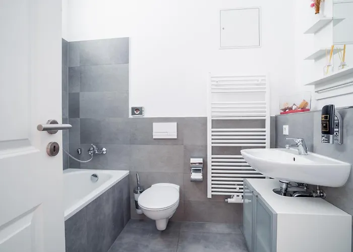 Park - #16, #18 & D - Moderne & Im Zentrum Апартаменты *